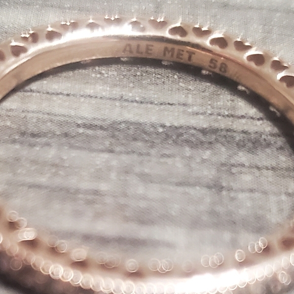 Authentic Pandora Sparkle & Hearts Ring - Picture 4 of 4